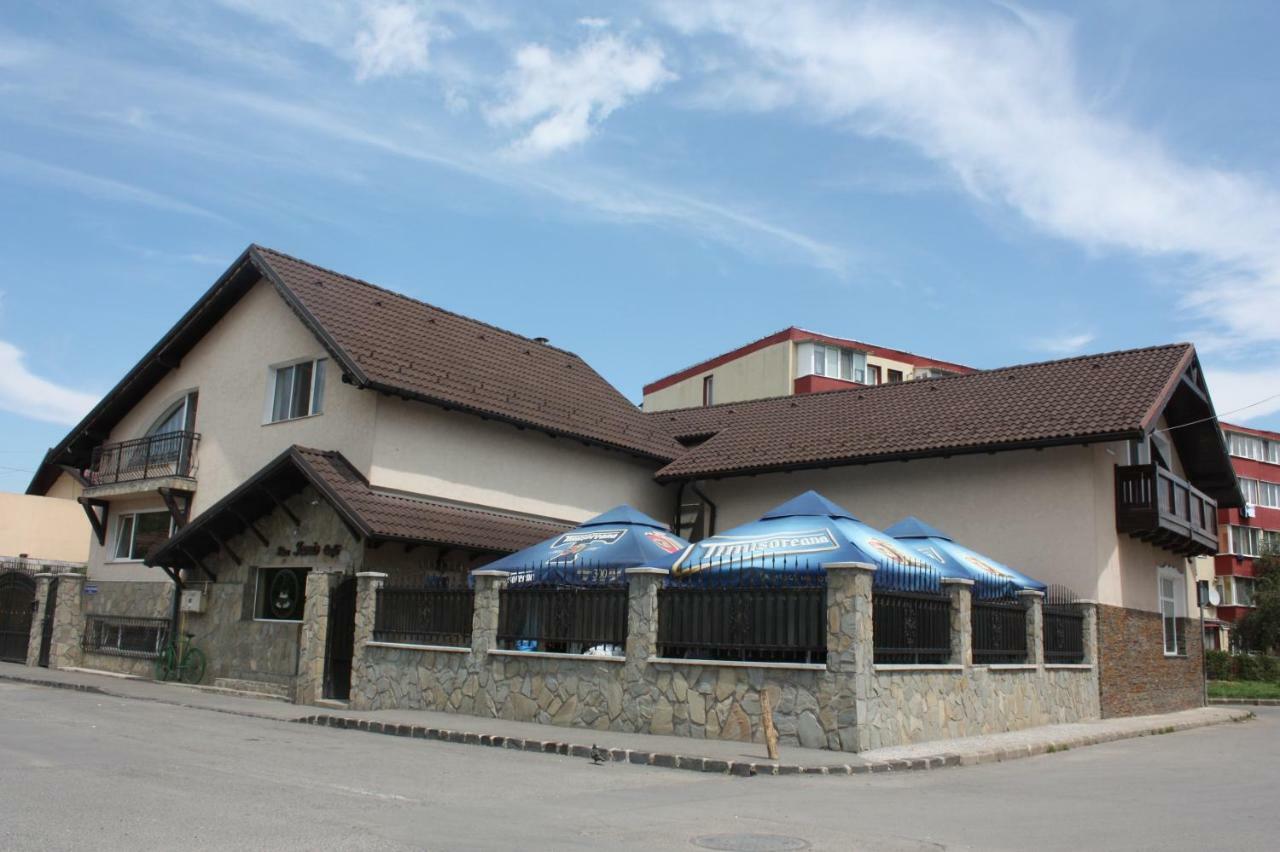 ホテル Casa Ianis ブラショフ エクステリア 写真